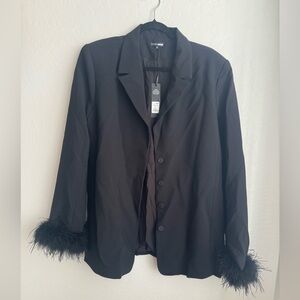 Fur sleeve blazer